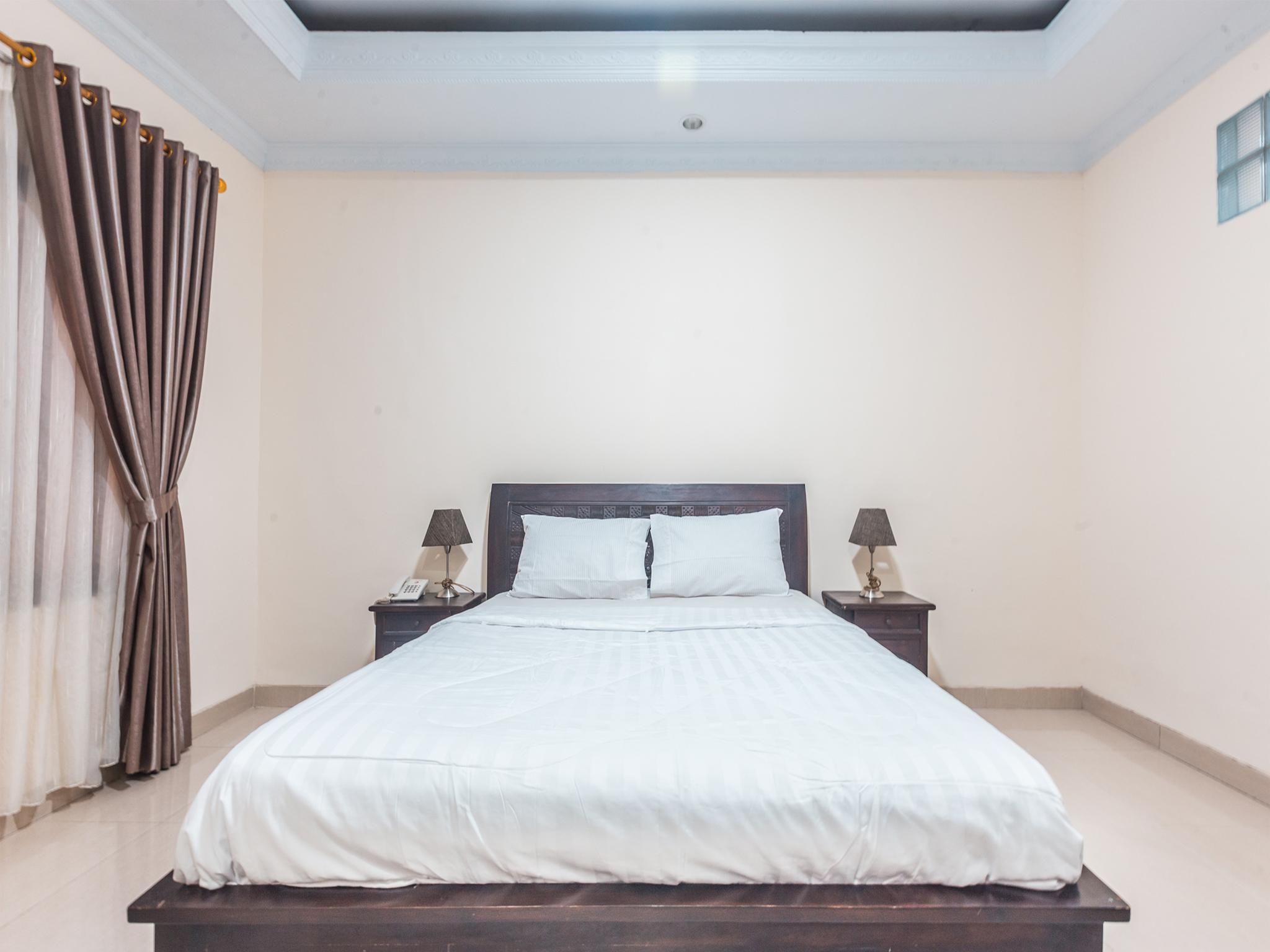 โอโย 1667 วิสมา ลุกซ์ บาร์กะฮ์ Hotel จาการ์ตา ภายนอก รูปภาพ