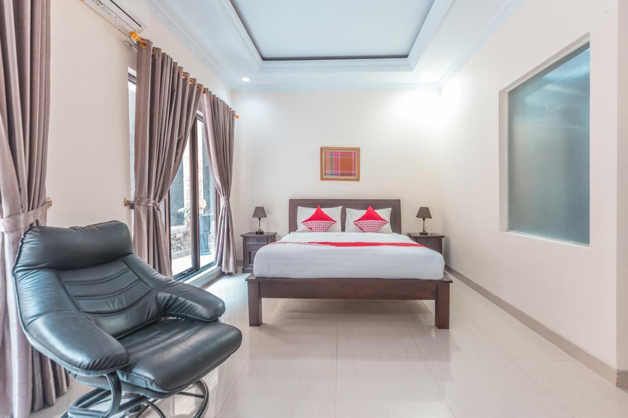 โอโย 1667 วิสมา ลุกซ์ บาร์กะฮ์ Hotel จาการ์ตา ภายนอก รูปภาพ
